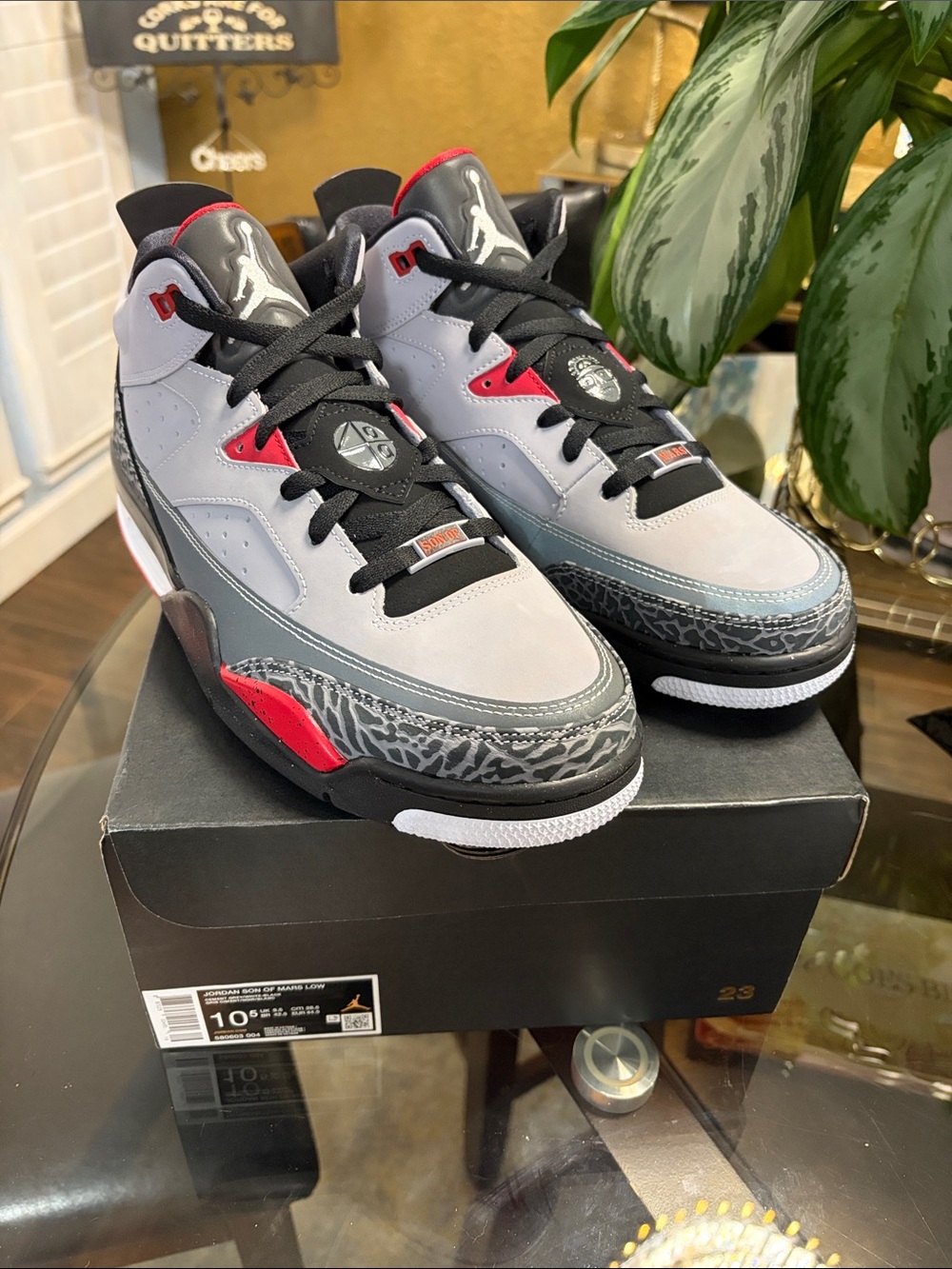 Jordan Som of Mars low Cement grey 10.5 NEW